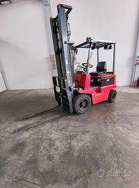 Carrello elevatore 20qt Elettrico