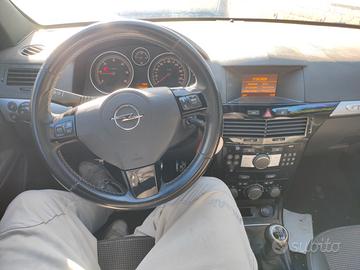 Opel Astra 1.7 GTC diesel 2007