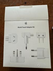 APPLE World Travel Adapter Kit