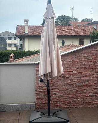 Ombrellone regolabile con copertura quadrata ampia