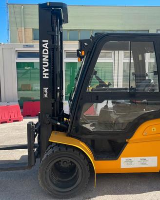 Muletto Diesel Hyundai 33D-9 - TRATTATIVA IN SEDE