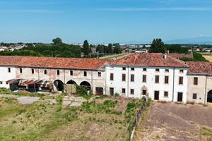 CASA DI CORTE A OPPEANO