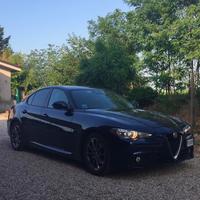 Alfa Romeo Giulia 2.2 Diesel 136 Cv Cambio Automat