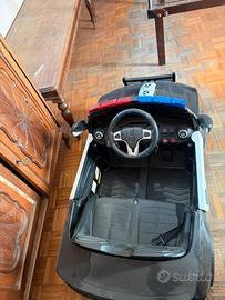 Macchina elettrica per bambini della polizia