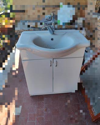 Lavandino con mobile