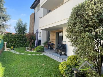 TRE LOCALI CON GARAGE E POSTO AUTO