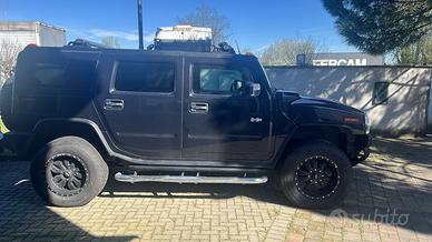 Hummer H2 6.0 V8 benzina, mezzo iconico americano