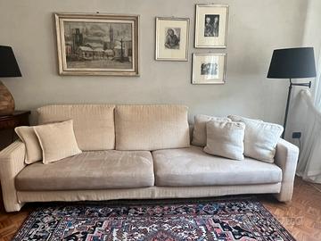 Divano otto posti