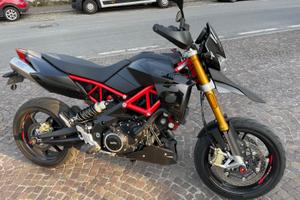 Aprilia Dorsoduro 900 anno 2020