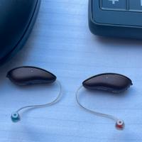 Apparecchi acustici Oticon