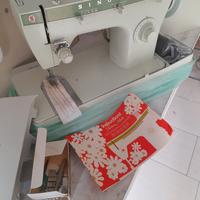 SINGER MOD 325 MACCHINA PER CUCIRE NUOVA 