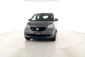 SMART Forfour II 2015 - Forfour eq Passion U31153