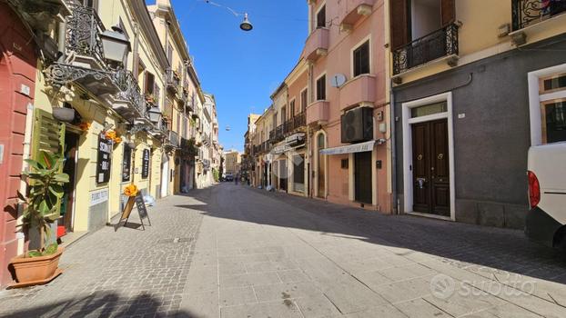 2 LOCALI A CAGLIARI