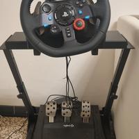 Logitech G29, volante e pedaliera più postazione