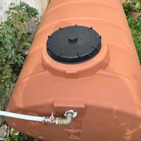 Cisterna d’acqua 1000 litri completa di tutto