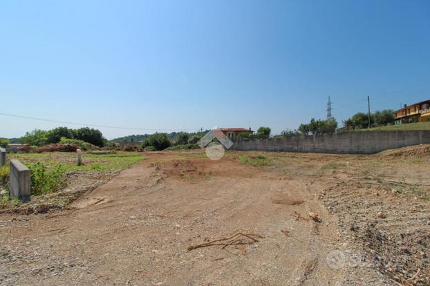 TERRENO A SOIANO DEL LAGO