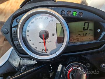 z 750 2010