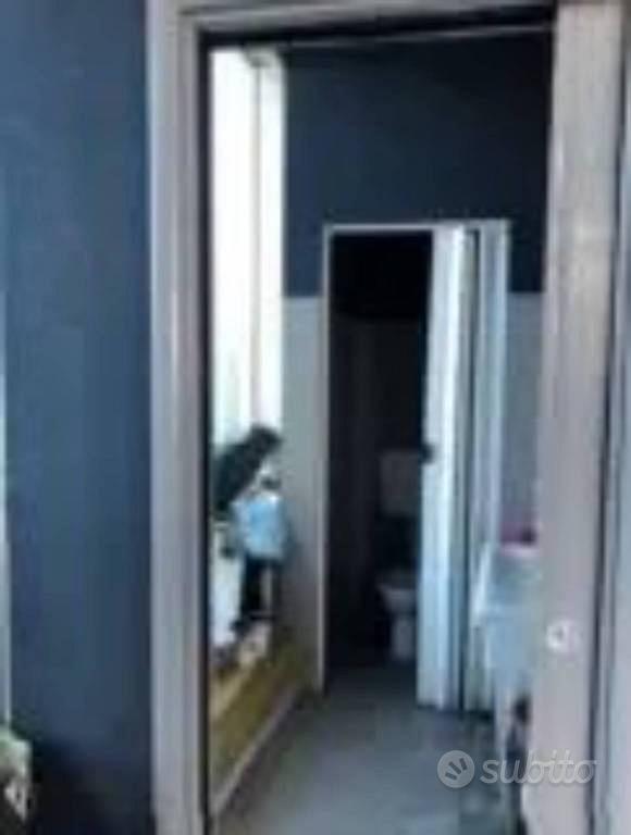 Immobile in asta di 220 m² con più di 5 locali a T - Altro