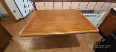 Tavolo da cucina ribaltabile a muro