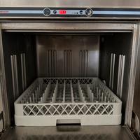 Lavastoviglie professionale comenda con pompa