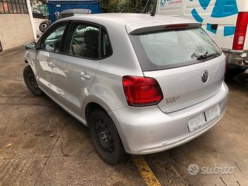 Ricambi Volkswagen Polo 2010 5 porte colori vari