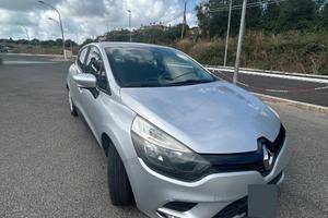 Renault Clio 1.2 75 CV Benzina/GPL 2017 – 117.000