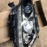 Faro nissan x-trail 2017