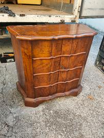 mobiletto antico 