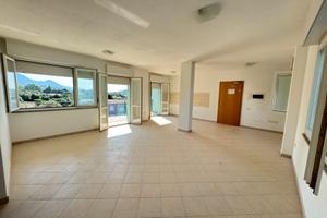 Pari al Nuovo, Quadrivano con Terrazza e P.Auto