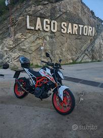 KTM DUKE 390 2020 Akrapovic