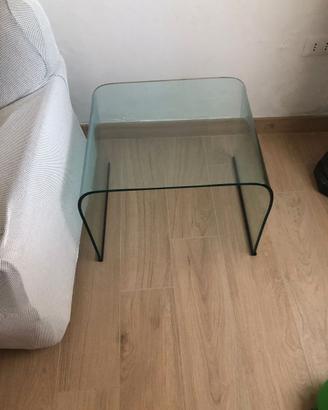 Tavolino di design in cristallo