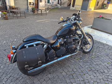 Triumph Speedmaster 800 a carburatori