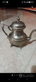 teiera in argento antica