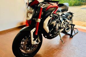  MV Augusta Dragster RR 800