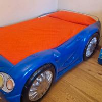 letto a forma di auto sleep car