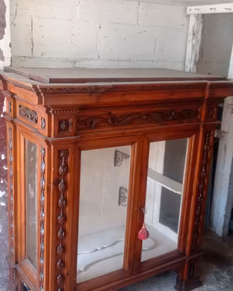 Credenza con alzata