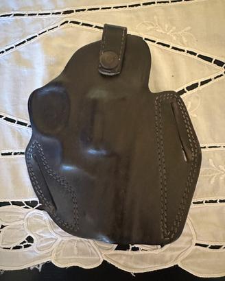 Fondina per revolver