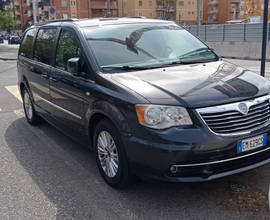 Lancia Voyager