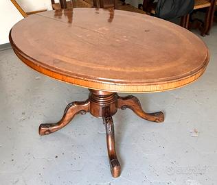Tavolo ovale fine 1800