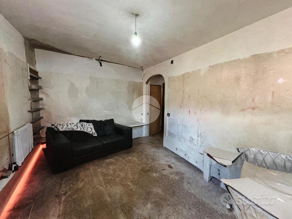 2 LOCALI A COSENZA - Vista 4