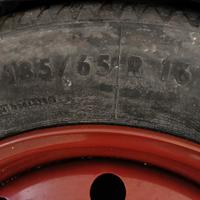 Ruotino 16" 5 fori completo di crik e chiave da 17