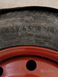 Ruotino 16" 5 fori completo di crik e chiave da 17