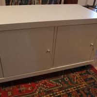 Kallax Ikea mobiletto con ruote