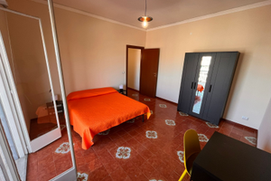 Ampie stanze luminose a Catania