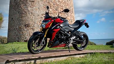 Suzuki Gsx-S 1000 da vetrina