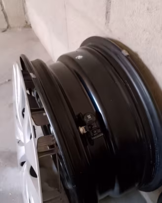 4 cerchi in acciaio 15" 5 fori originali Toyota