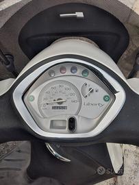 Scooter Piaggio Liberty 150 bianco