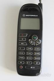 Motorola D 520 Telefono GSM cellulare guasto, non