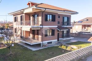 BIFAMILIARE A MARENE