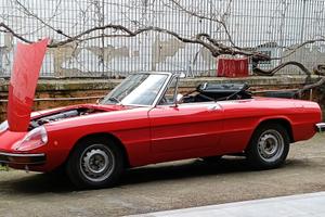 Alfa Romeo Spider 2.0 Veloce